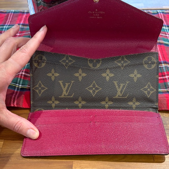 Authentic Louis Vuitton Josephine Wallet - Picture 9 of 11